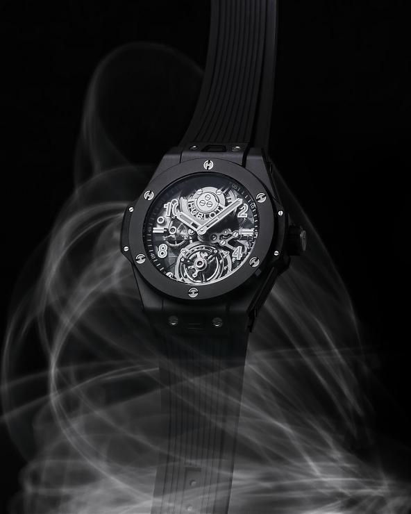 HUBLOT - 開創高性能復雜功能腕表的全新面貌宇舶大爆炸系列魔力黑陶瓷陀飛輪腕表