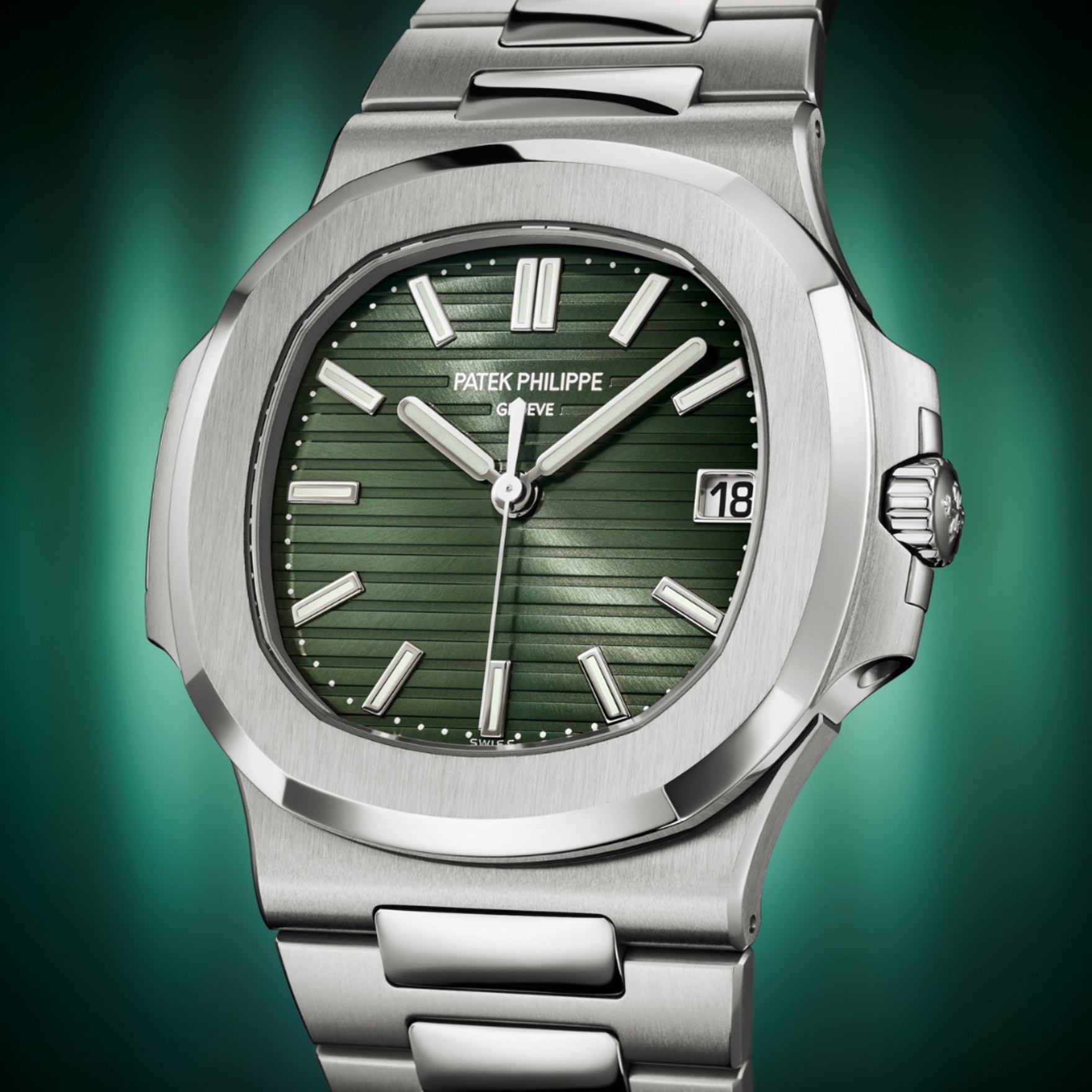 百達(dá)翡麗金鷹綠面5711二手表店天價(jià)放售賣貴原價(jià)21倍惹熱議