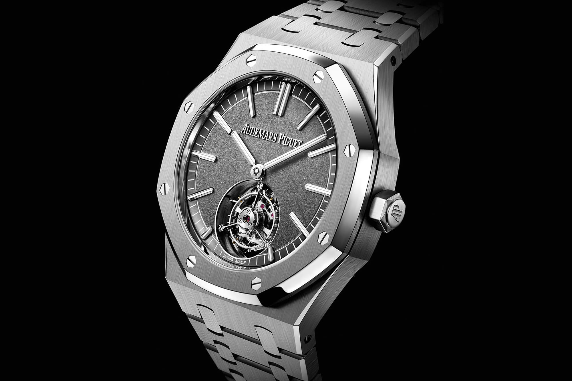 愛彼皇家橡樹自動(dòng)上鏈飛行陀飛輪鈦金屬