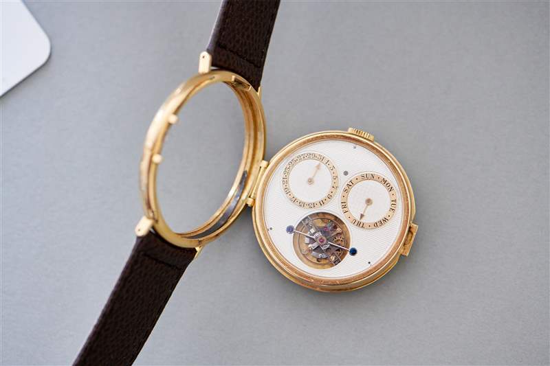 喬治丹尼爾斯彈簧表殼陀飛輪