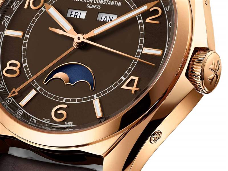 江詩丹頓推出五十六系列棕褐色版本Ref.6073