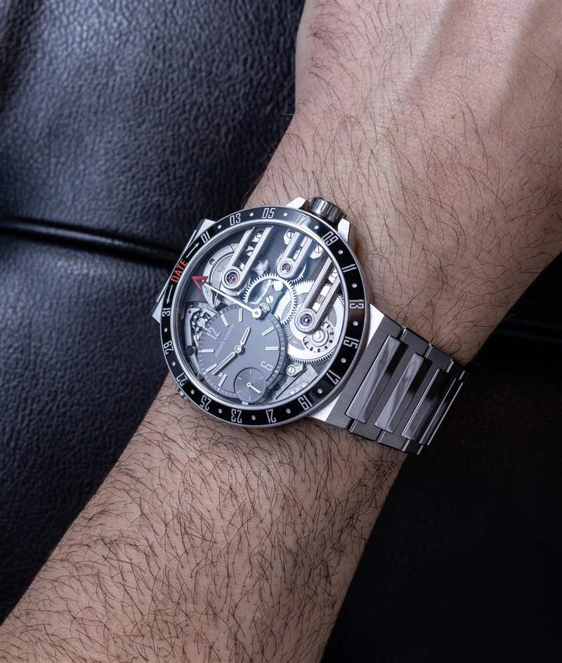 動(dòng)手操作：Armin Strom Orbit “Date On Command”手表