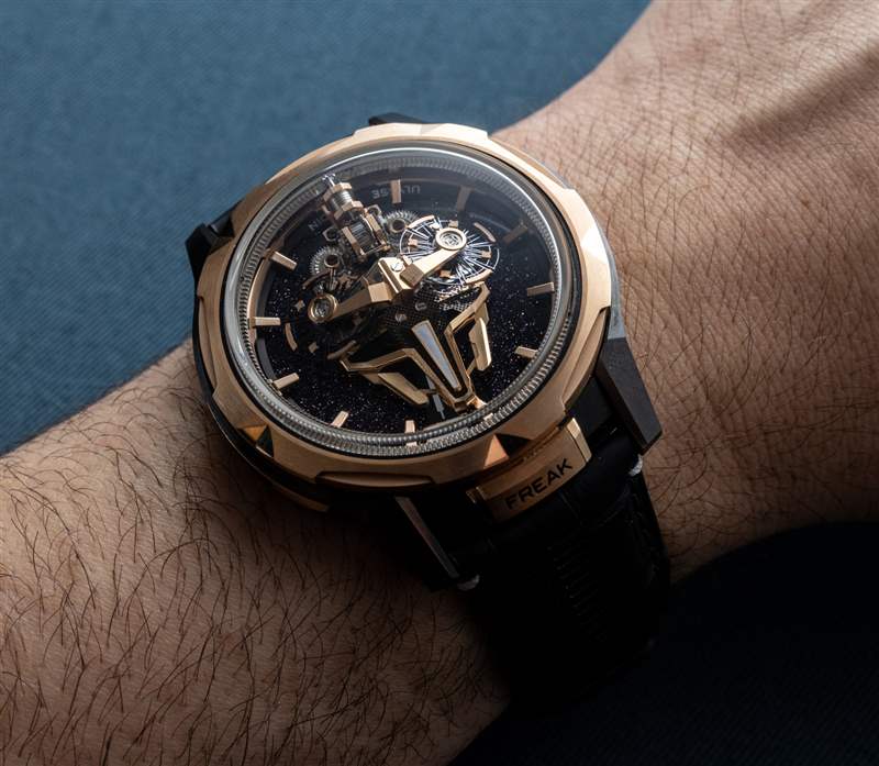 動(dòng)手實(shí)踐：Ulysse Nardin Freak S 手表