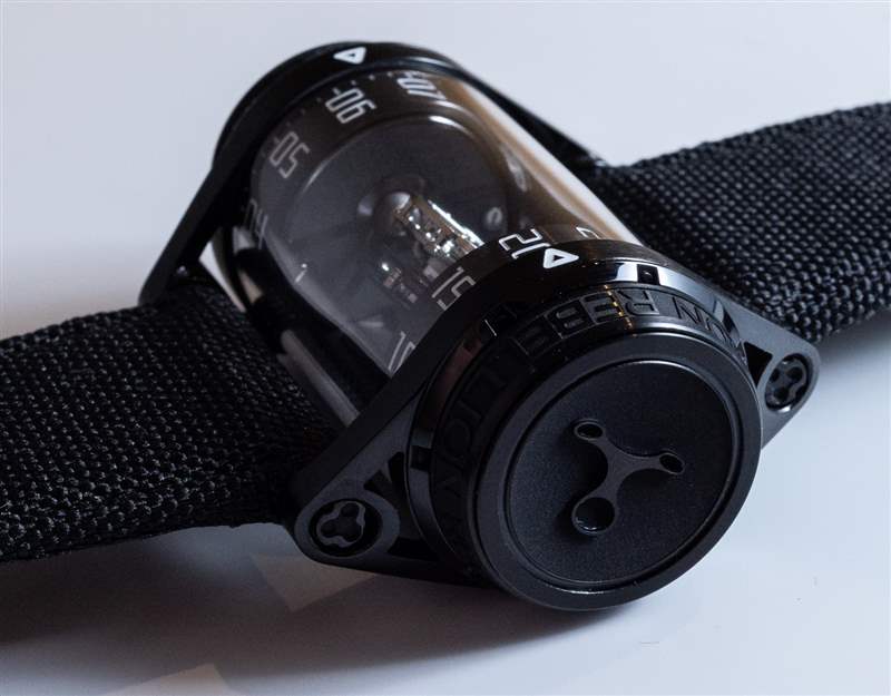 動手實踐：Rebellion WEAP-ONE 雙軸飛行陀飛輪腕表