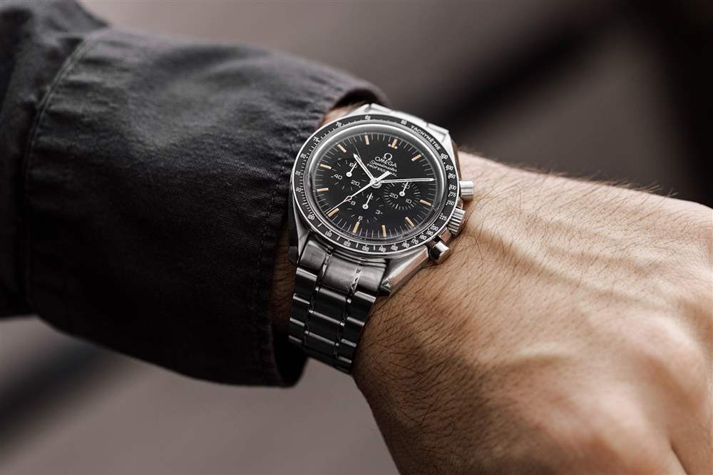 復(fù)古手表會(huì)說(shuō)話的手鏈