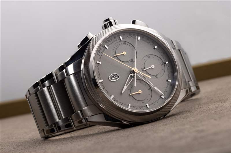 Tonda PF Split-Seconds 側放。