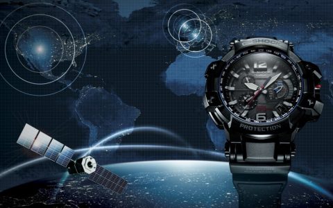 卡西歐G-Shock GPW1000是第一款結合GPS和原子鐘無線電時間同步的手表
