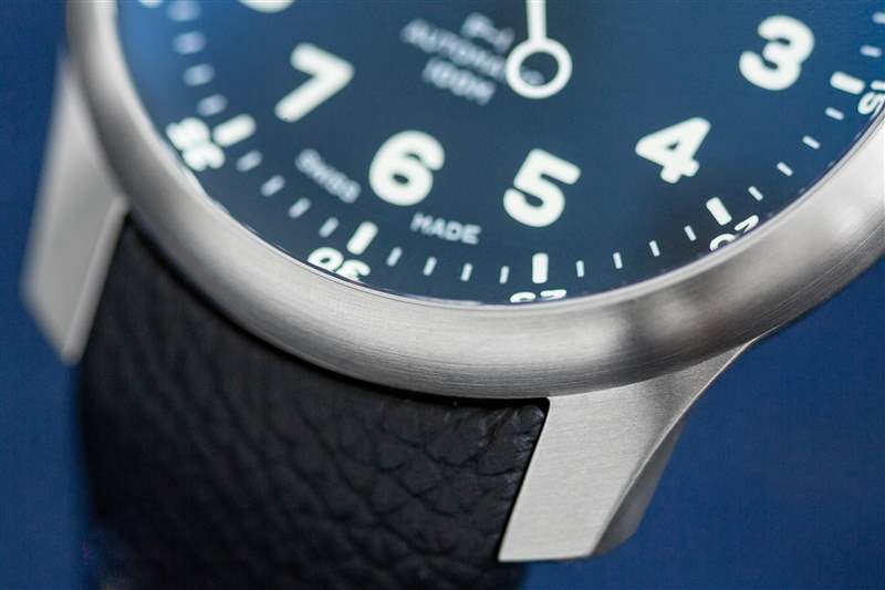 P-1 的外殼細(xì)節(jié)照片。