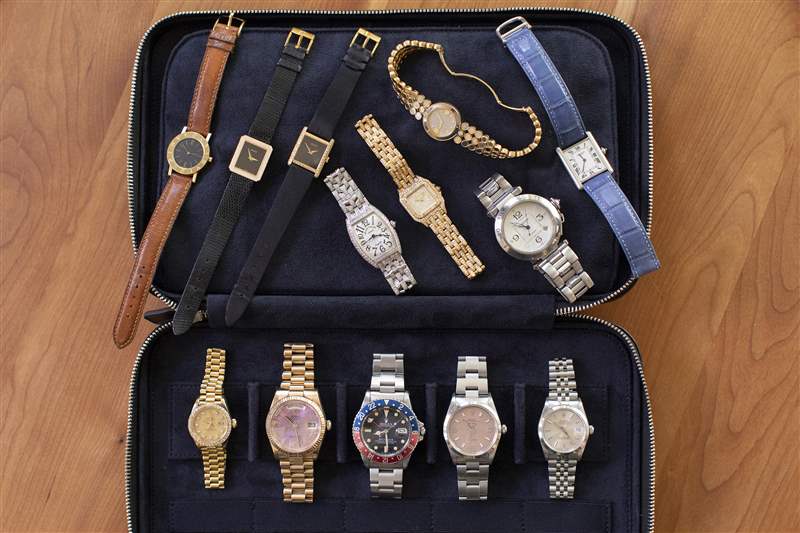 與波姬·小絲、模特、女演員、企業家和80年代偶像談論手表