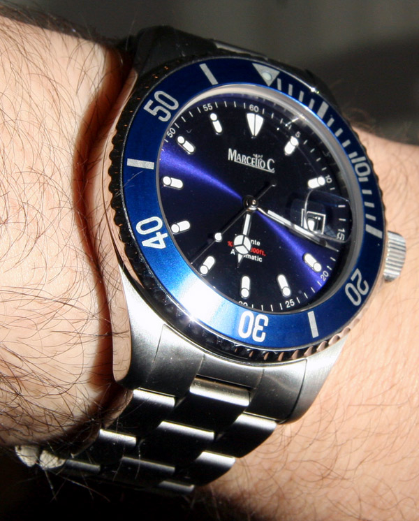 馬塞洛C三角藍(lán)色表盤