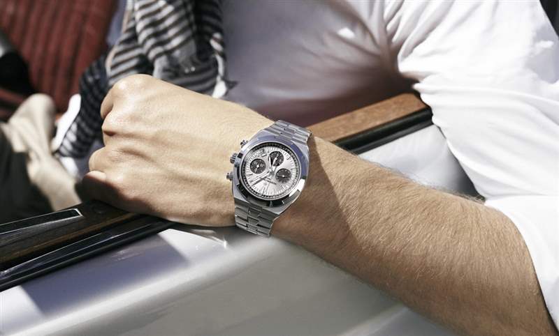 黑白配，江詩丹頓Overseas計時熊貓面登場