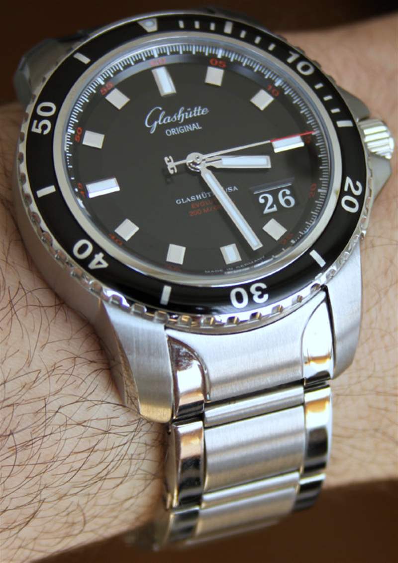 格拉蘇特原始運動演變?nèi)叭掌赟port Evolution手表