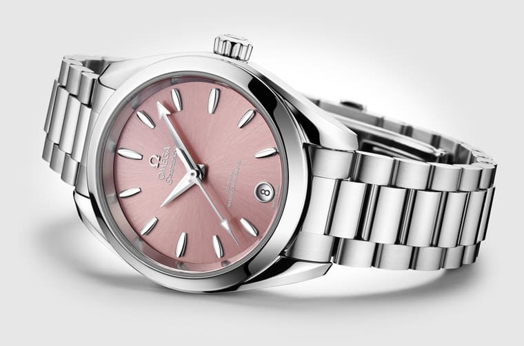 歐米茄海馬Aqua Terra「春系繽紛色彩」多色面盤齊發(fā)展現(xiàn)新魅力