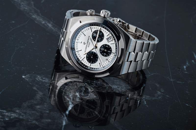 江詩丹頓縱橫四海計時碼表側放