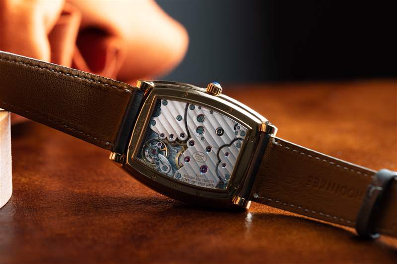 帕瑪強(qiáng)尼 Ionica 機(jī)芯