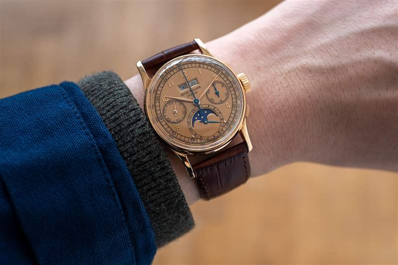 Patek 1518 pink on pink 在 2021 年以創紀錄的價格售出。