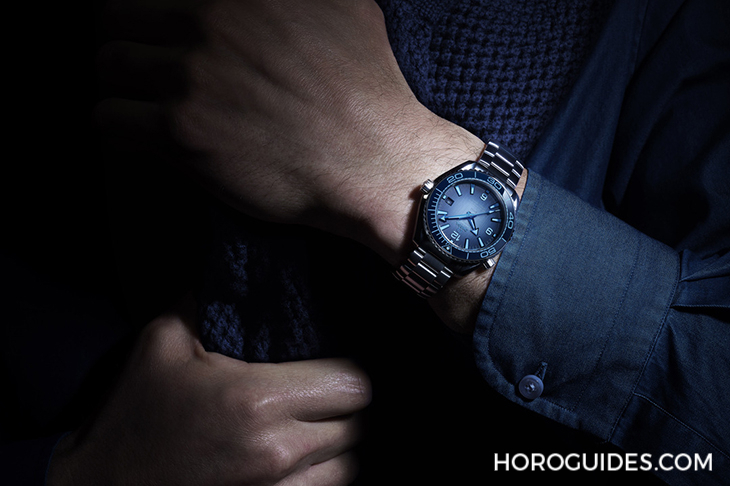 OMEGA - OMEGA海馬系列75周年，夏日藍(lán)面11員全新報(bào)到！ 色調(diào)深淺絕妙對應(yīng)防水深度