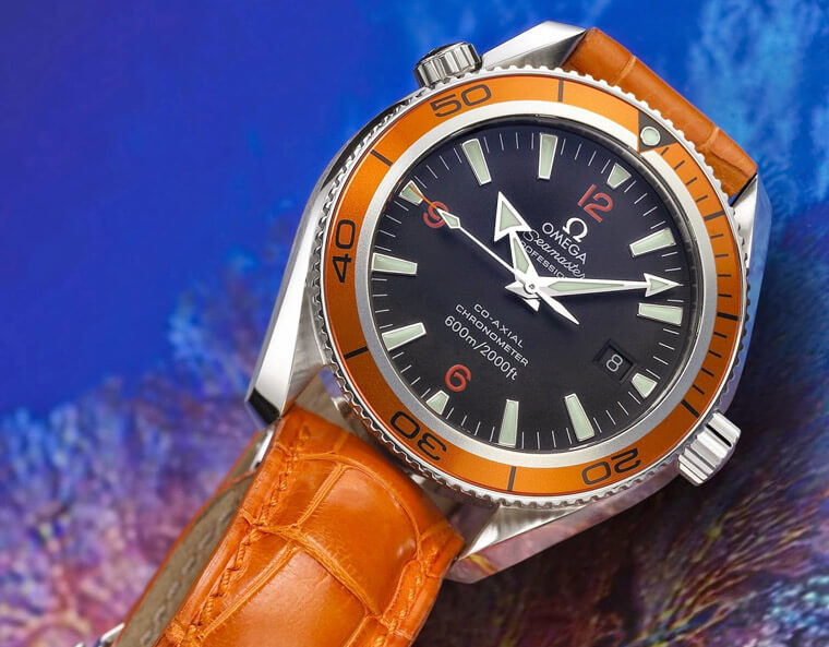 歐米茄Planet Ocean 600米和海馬潛水300米等潛水表有哪些專業設計
