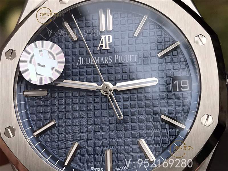 專柜的手表一般比網(wǎng)上平臺(tái)貴多少(它們都是正品嗎)