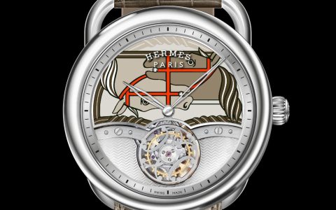 Hermès舉行「鐫刻時光」高級鐘表展：關(guān)于時間的奇思妙想