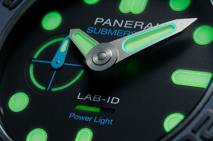 沛納海LAB-ID PAM01800腕表評(píng)測(cè)：創(chuàng)新「即按即亮」動(dòng)能發(fā)光技術(shù)