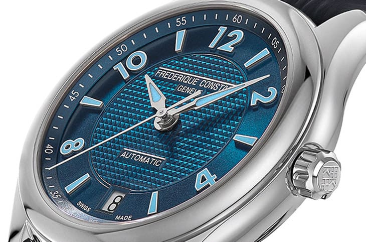 康斯登Classics Runabout Automatic限量表：電光藍面盤的獨特魅力