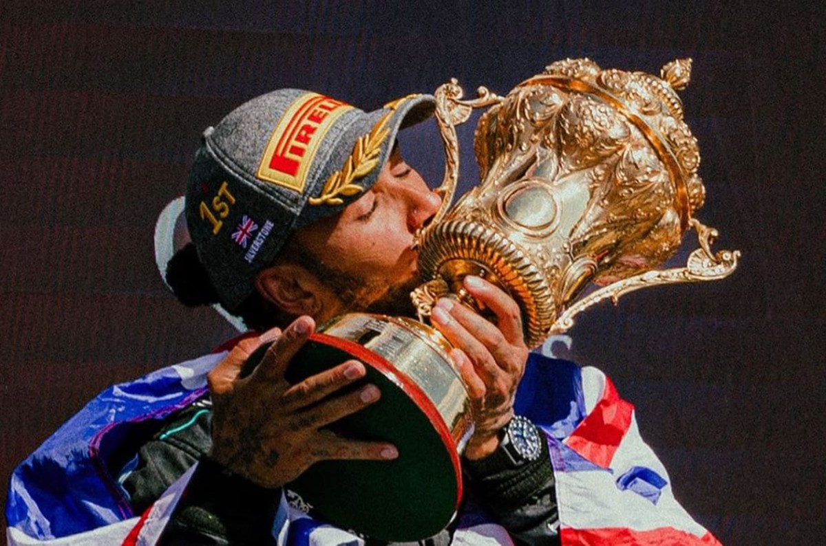 漢密爾頓英國大獎賽奪冠：情感爆發(fā)與IWC特別版腕表的紀(jì)念時刻