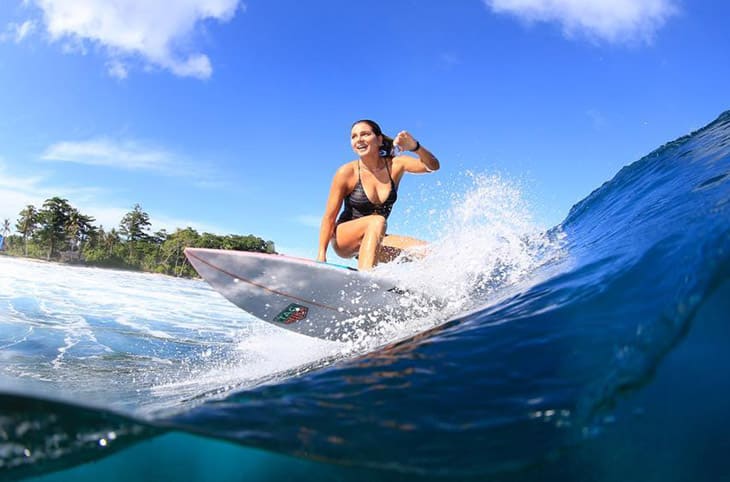 水鬼季節(jié)來臨：專業(yè)沖浪選手為何偏愛戴表逐浪