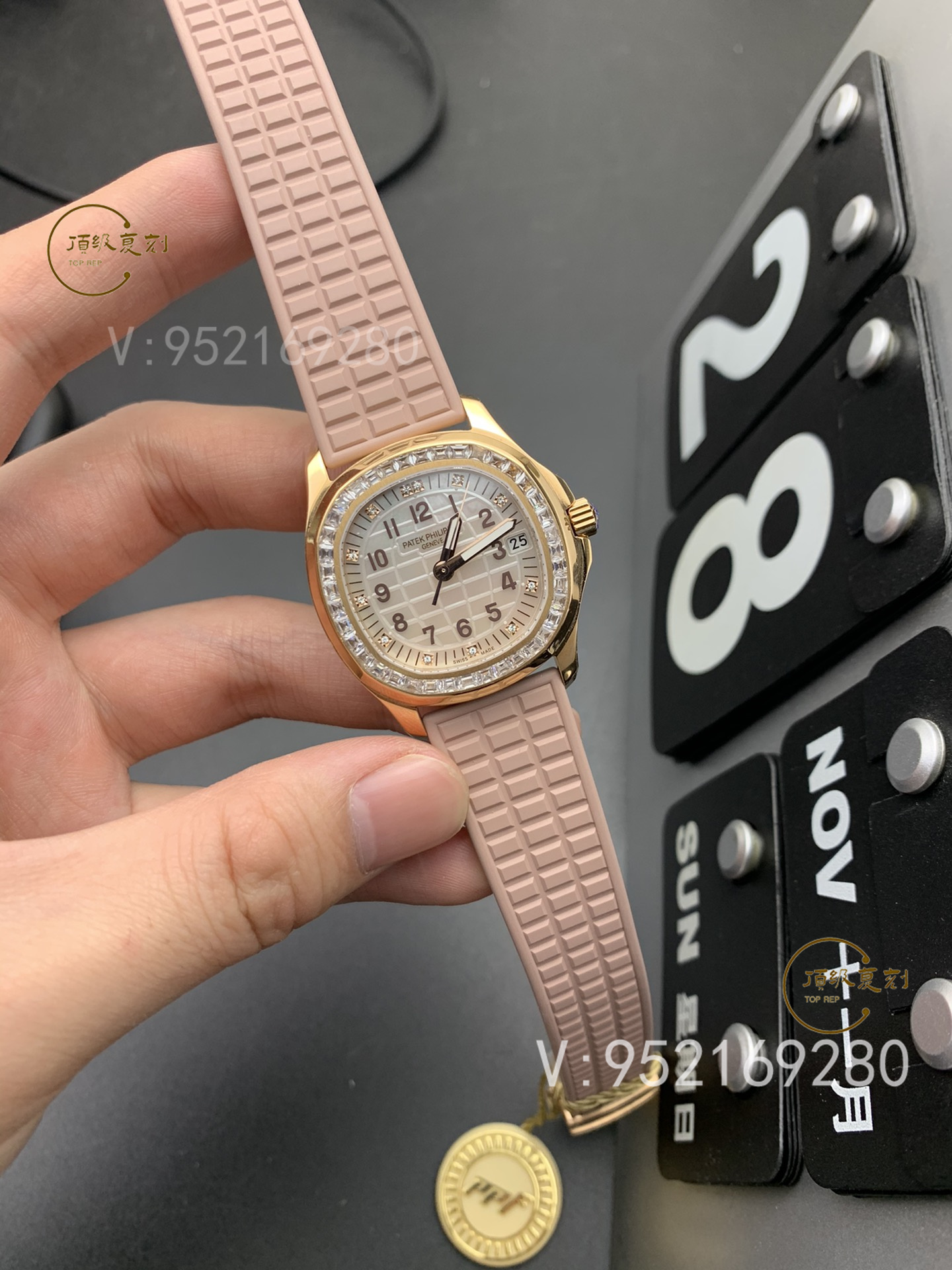 BELL & ROSS BR 03 Horizon：飛行儀表靈感新作，詮釋人工地平儀設(shè)計(jì)