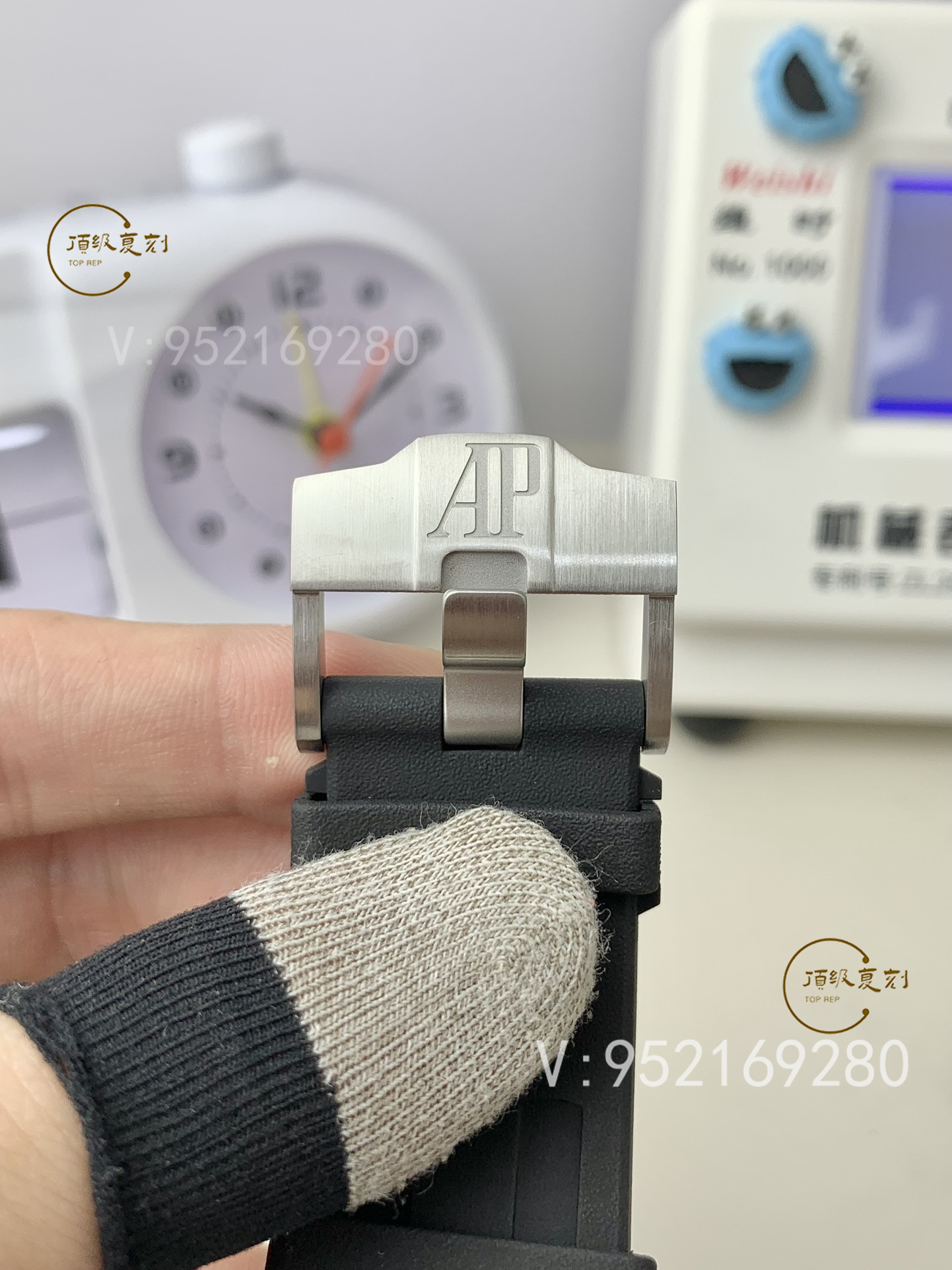 APS廠巔峰之作：愛彼皇家橡樹離岸型系列15707CE黑陶瓷腕表評(píng)測(cè)