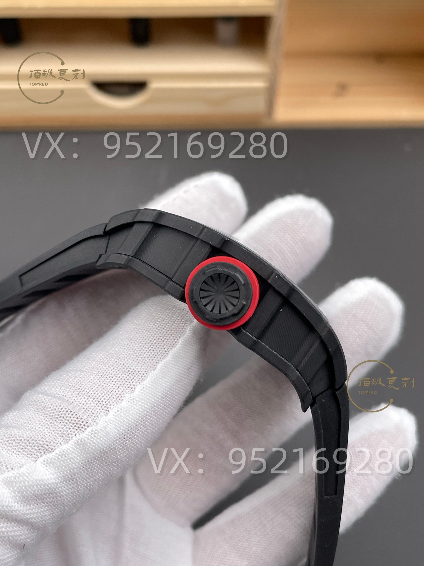 APS廠理查德米爾RM35-02新品搭載丹東IMAL1一體機(jī)芯做工怎么樣